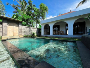 Pradnya Villa by Prasi